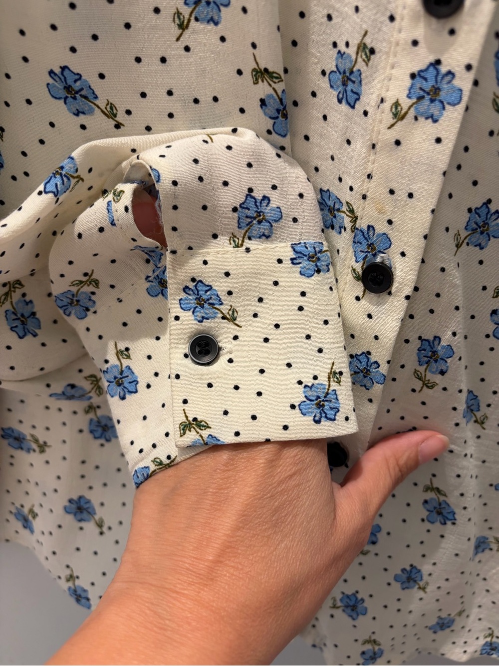 Topshop Floral Polka Dot Beaded Trim Blouse | Peter Pan Collar | Size 8 - Picture 4 of 6